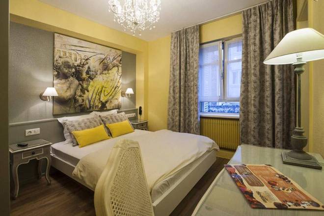 Hotel Roses, Strasbourg