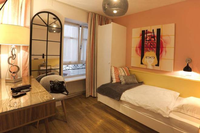 Hotel Roses, Strasbourg