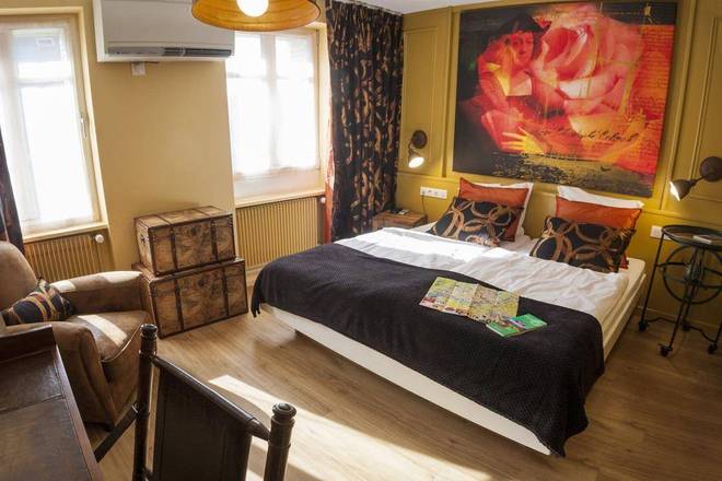 Hotel Roses, Strasbourg